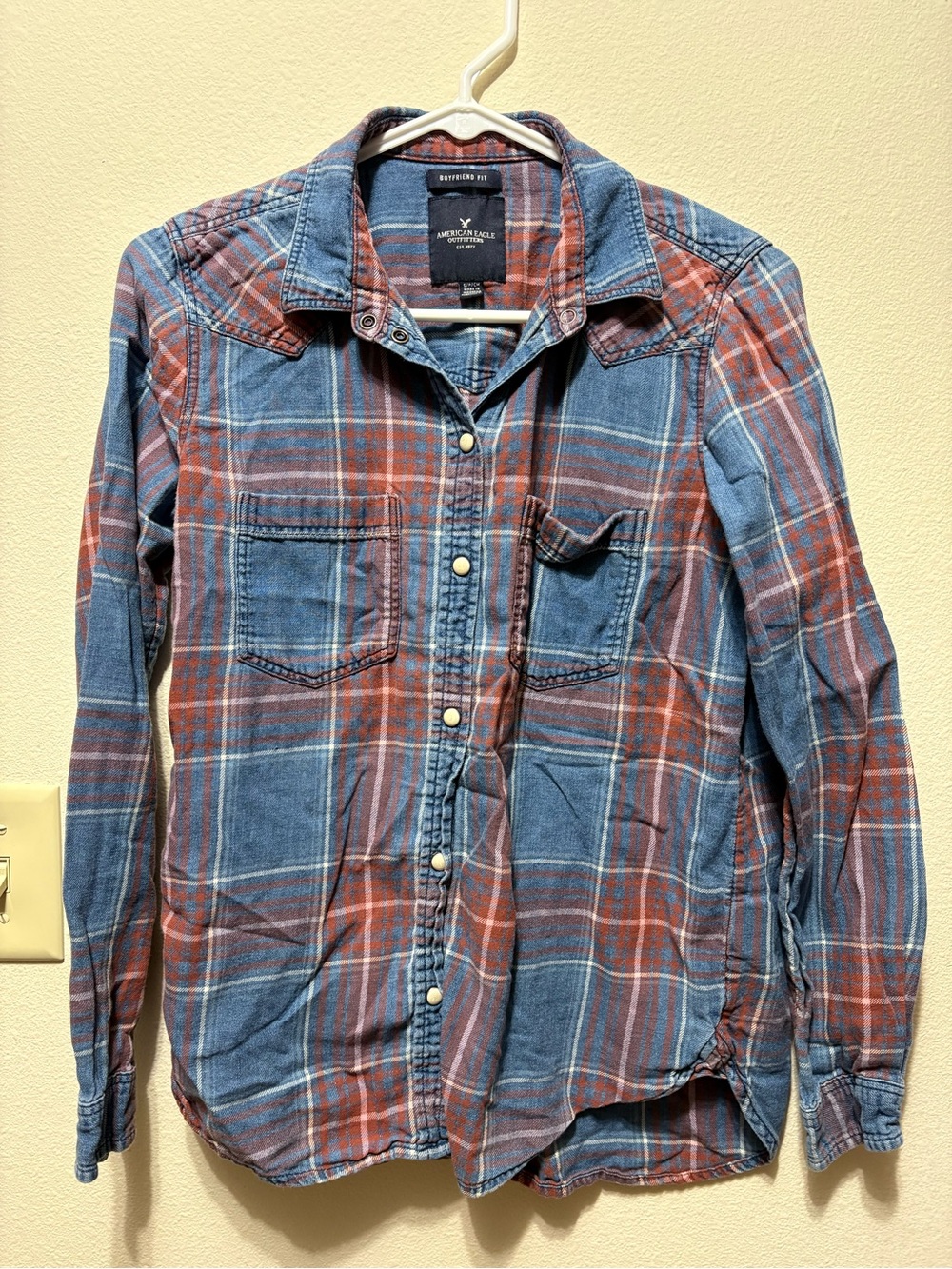American Eagle Boyfriend Fit Button Up